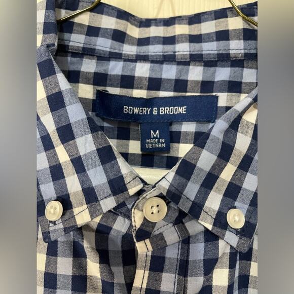 Bowery & Broome Blue Plaid Preppy Men’s Button Front Shirt size Medium - Picture 4 of 5